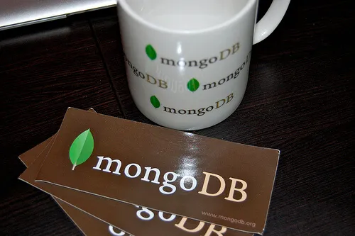 Jointure de table avec MongoDB Jointure de table avec MongoDB
